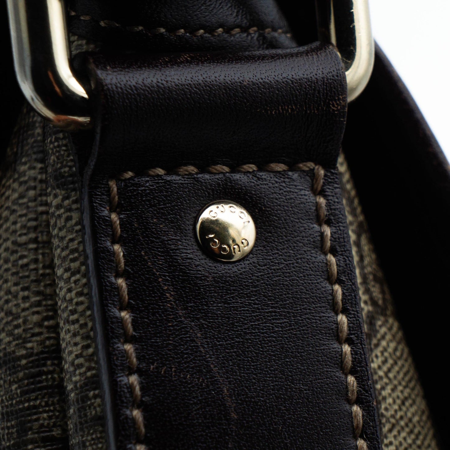 GUCCI GG Supreme Brown Monogram Shoulder Bag