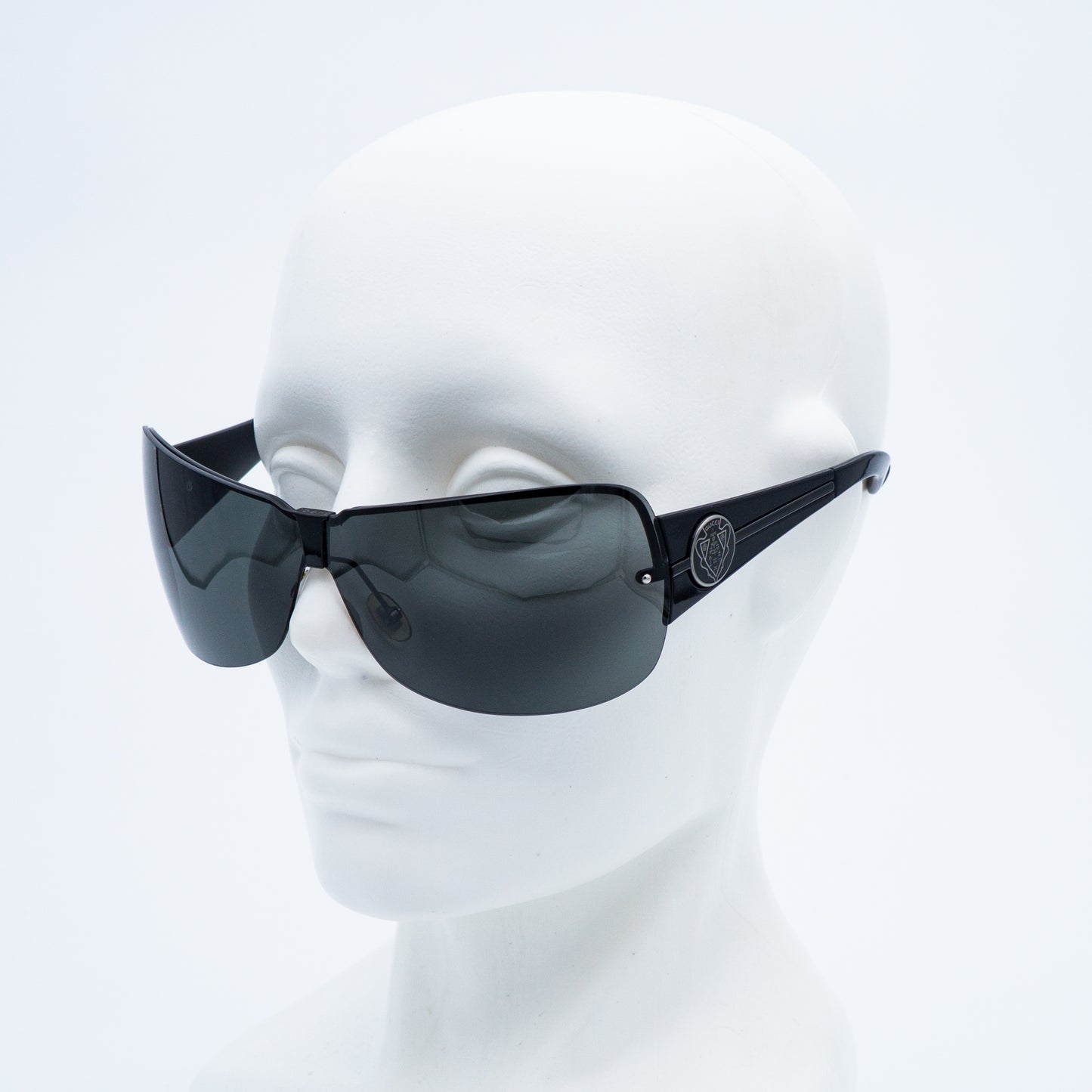 GUCCI GG 2828 Black Shield Mask Sunglasses Vintage
