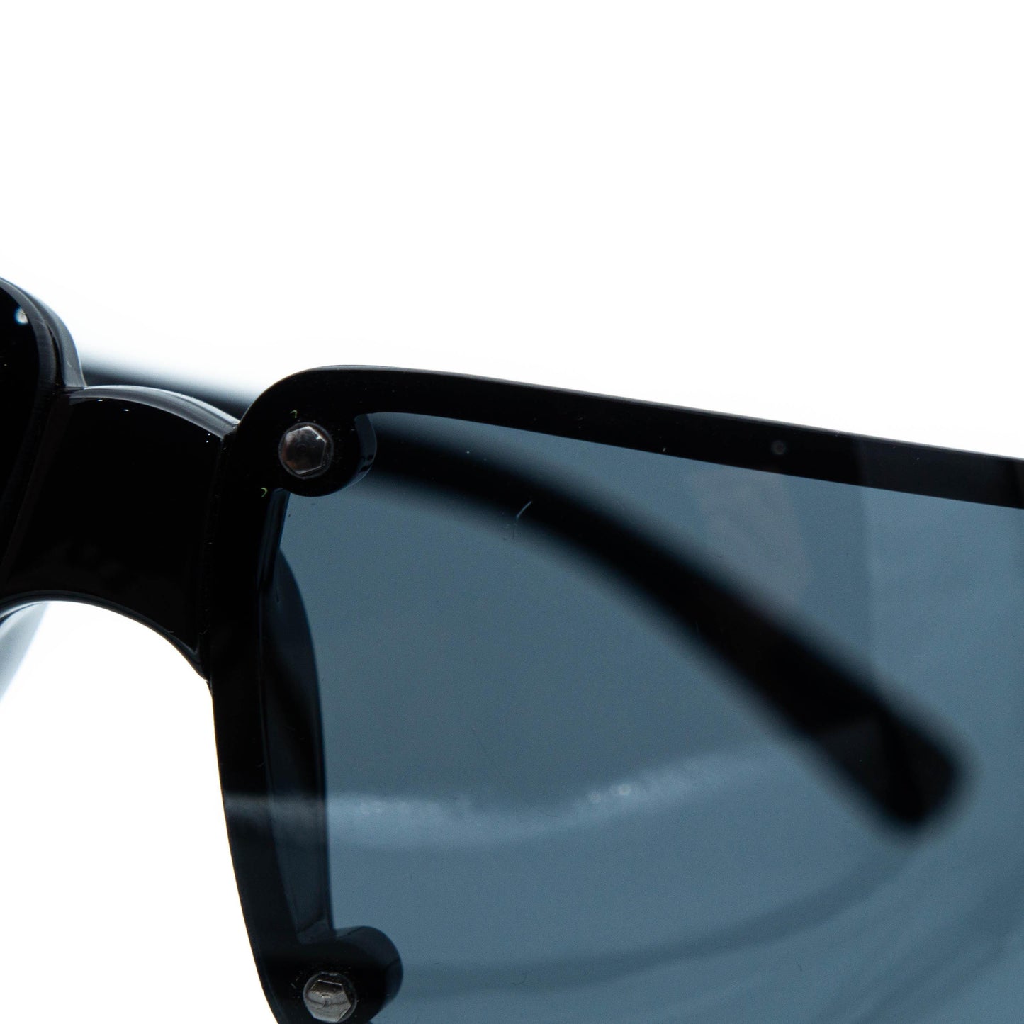 VERSACE mod 537 Medusa Black Shield Sunglasses Vintage