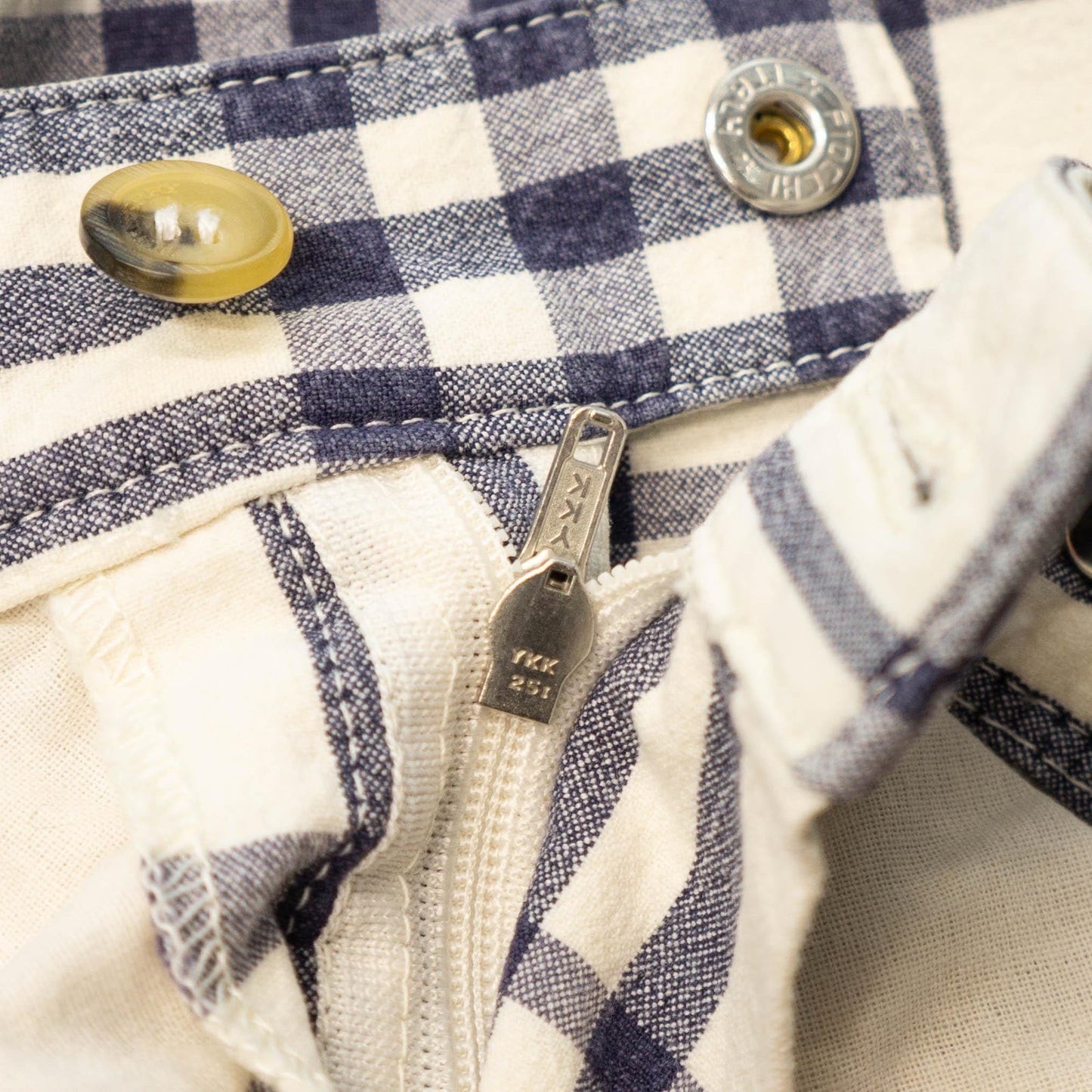 BURBERRY Check Monogram Women Shorts Vintage 00s