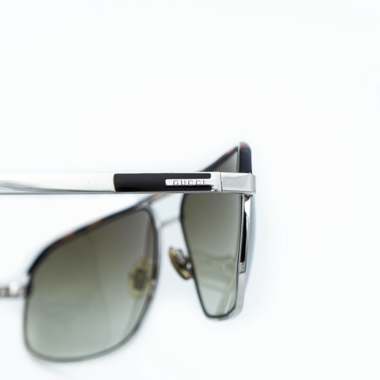 GUCCI GG 1857 Metal Aviator Silver Sunglasses Vintage