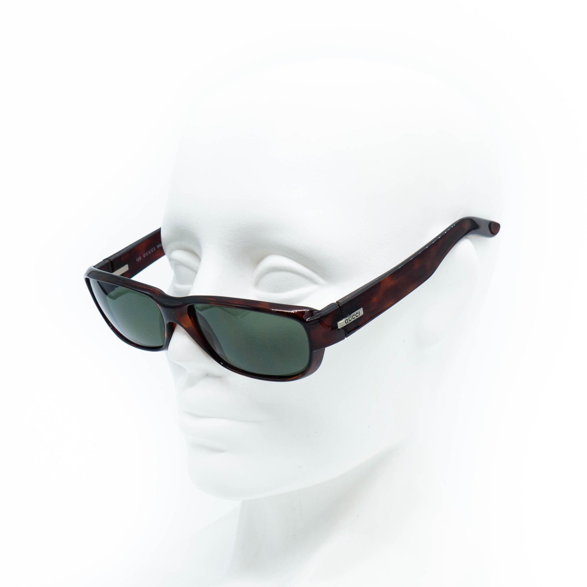 Gucci GG 1410/S sunglasses on mannequin