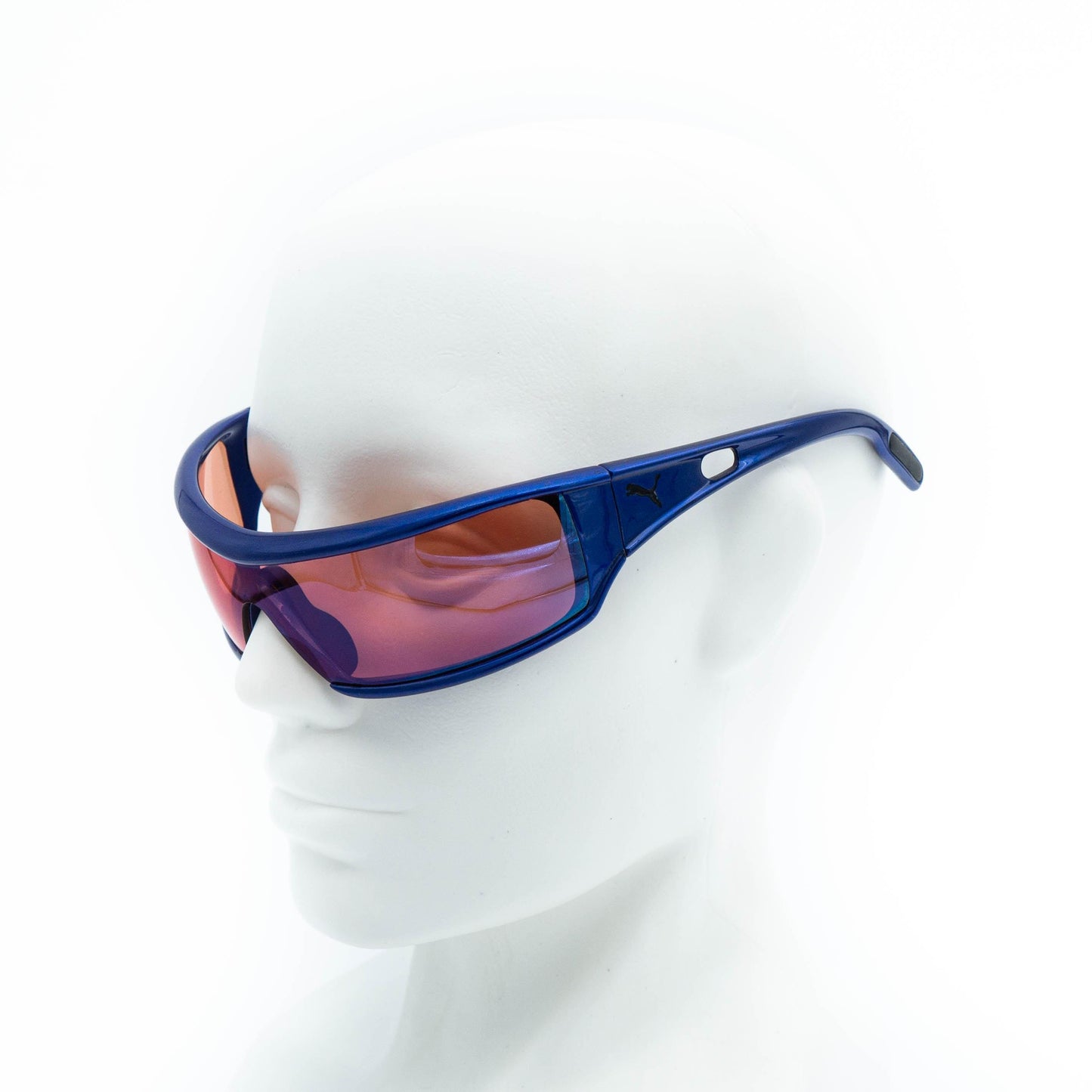 Puma Cyclone sunglasses on mannequin side view