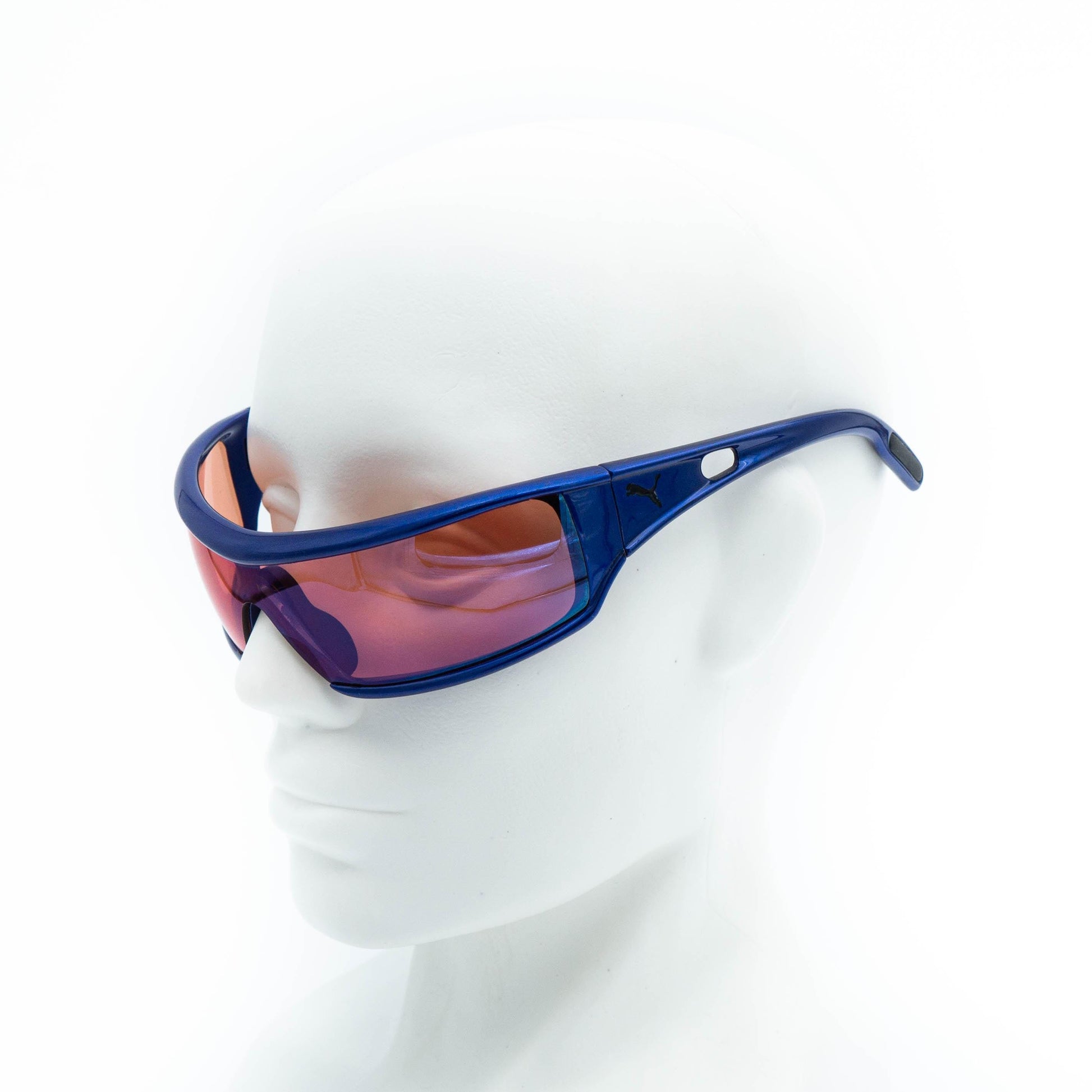 Puma Cyclone sunglasses on mannequin side view