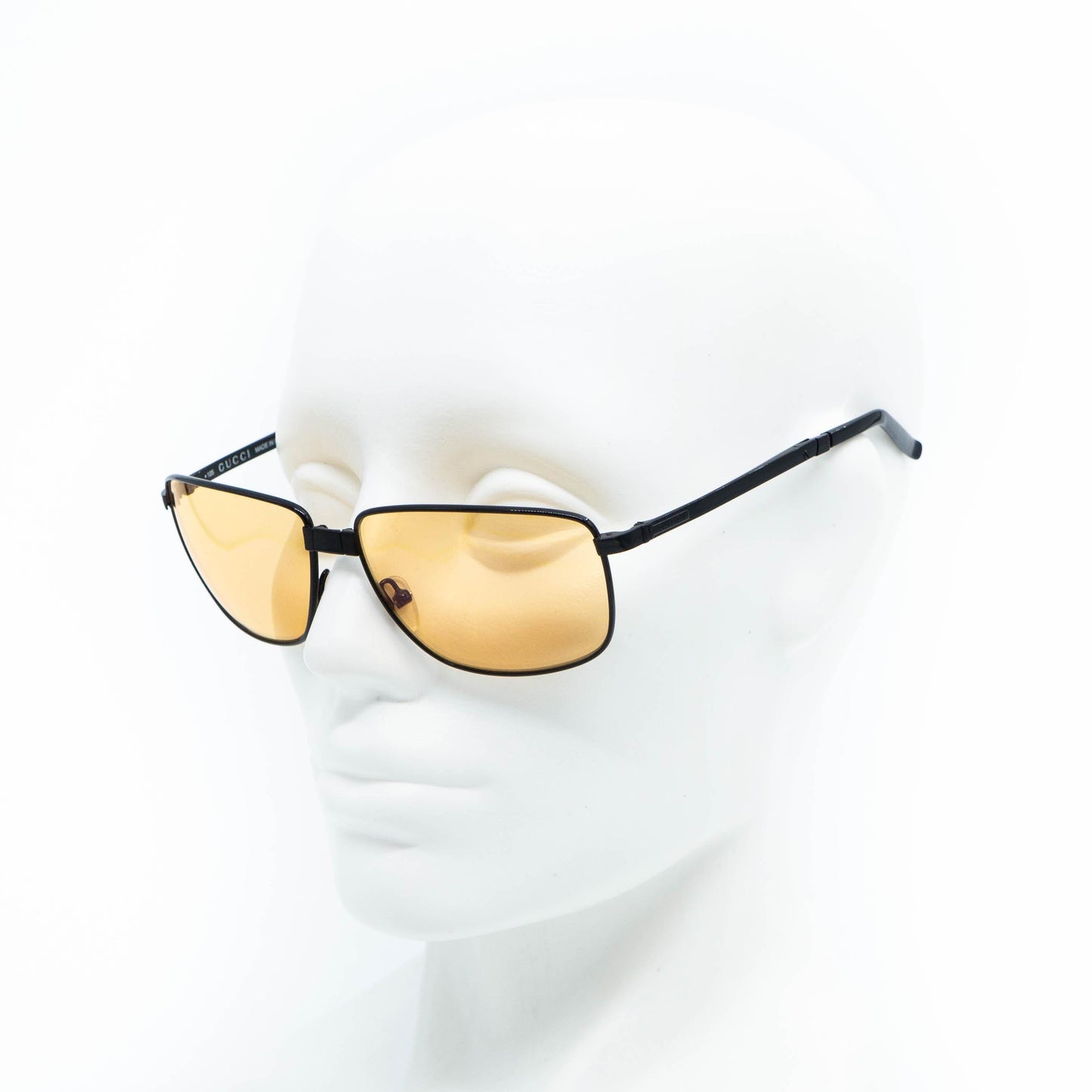 Gucci GG 1689/S sunglasses on mannequin