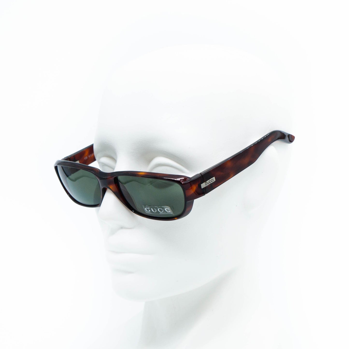Gucci GG 1410/S on mannequin front angle