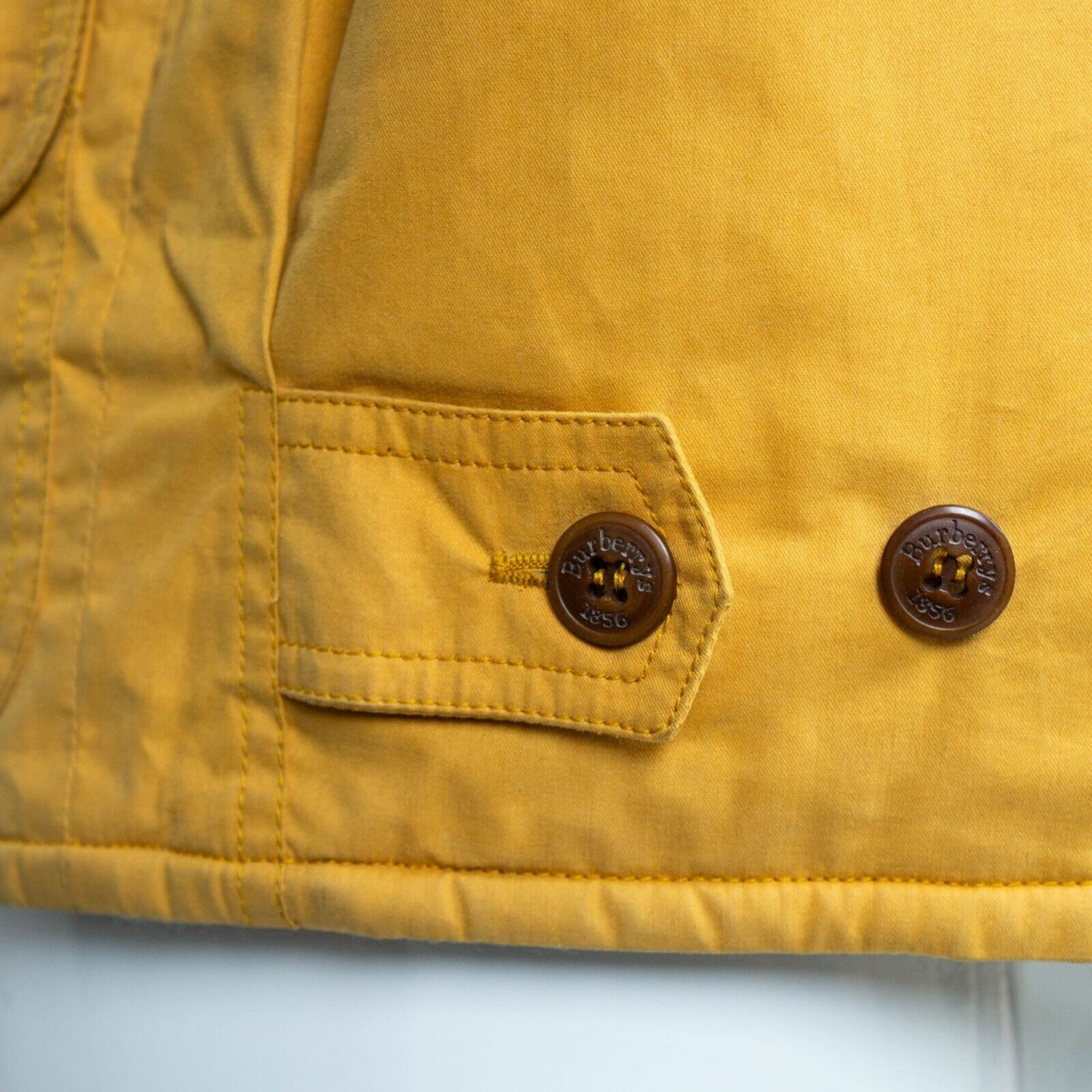 BURBERRY Men Yellow Vest Vintage 90s