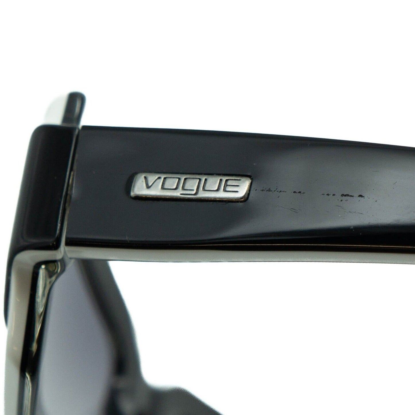 VOGUE VO2327 Rectangular Black White Sunglasses  Vintage 00s