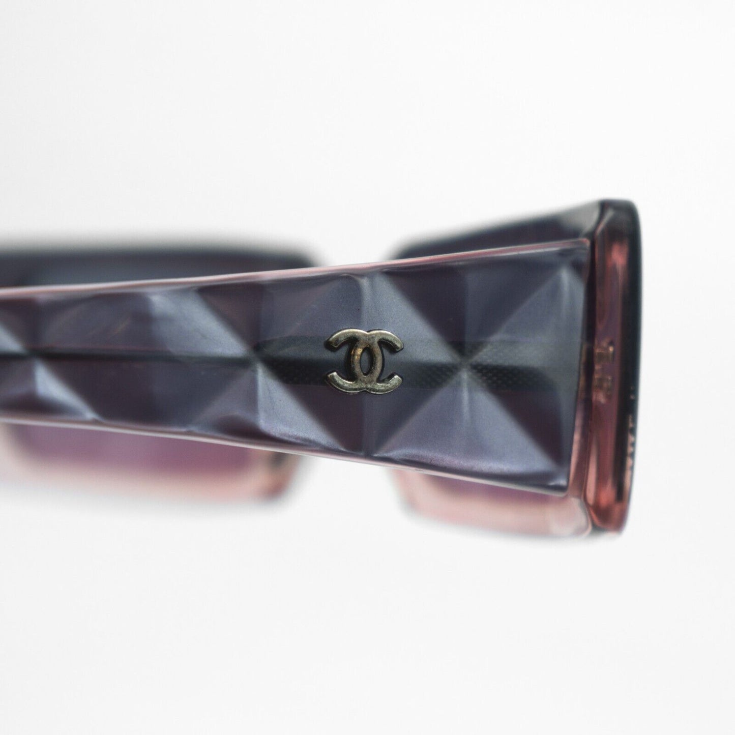 CHANEL 5046 CC Logo Purple Pink Sunglasses Vintage 00s