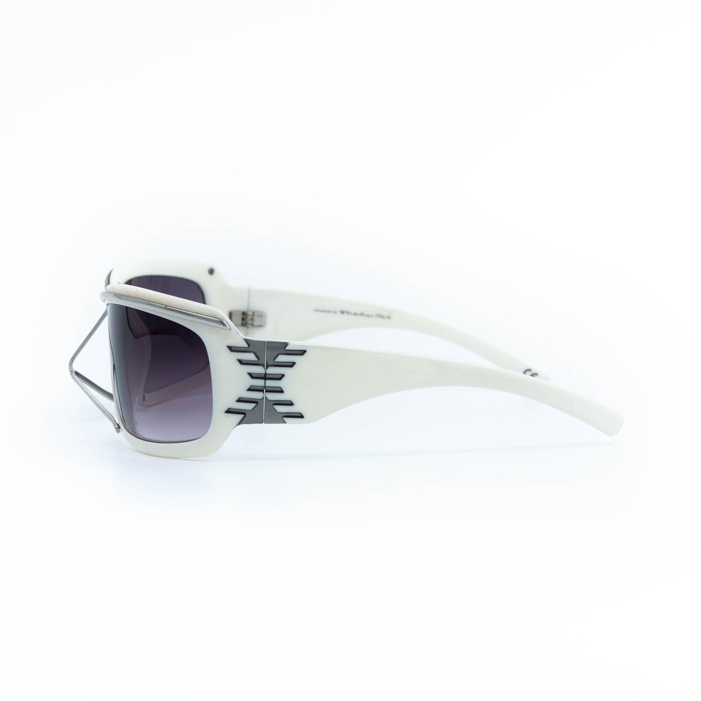 Vidi Vici Archimede white wire nose vintage sunglasses front view