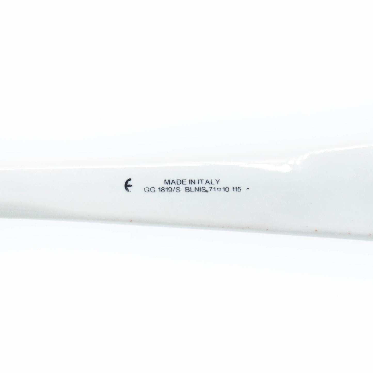 GUCCI GG 1819/S White Shield Oversized Sunglasses