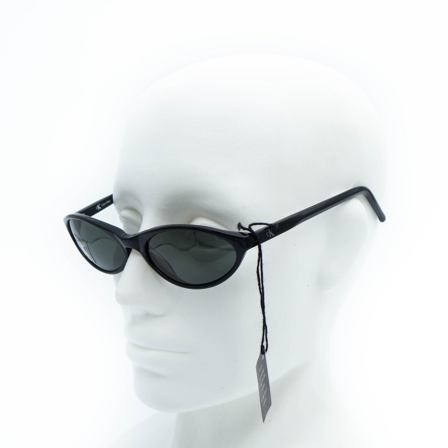 Calvin Klein 4016 Sport Oval black vintage sunglasses
