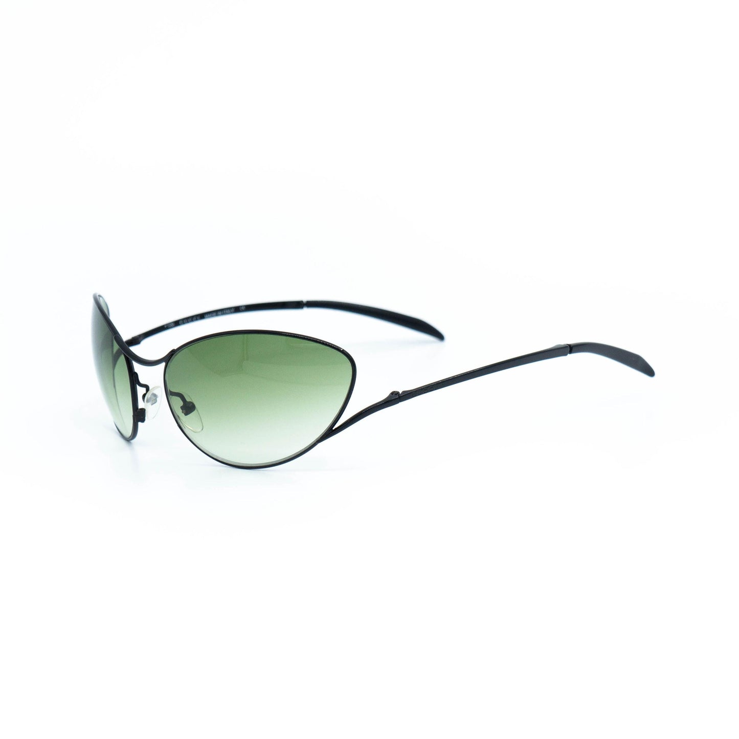 Gucci GG 2666/S cat eye green sunglasses front view