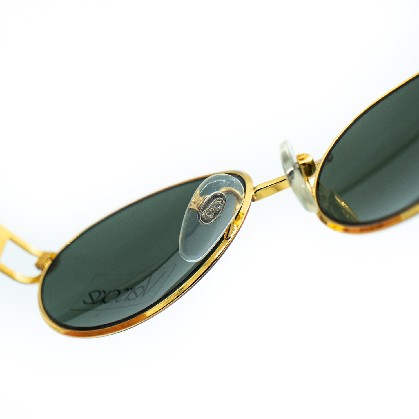 Gianni VERSACE mod 3130 Oval Gold Sunglasses Vintage