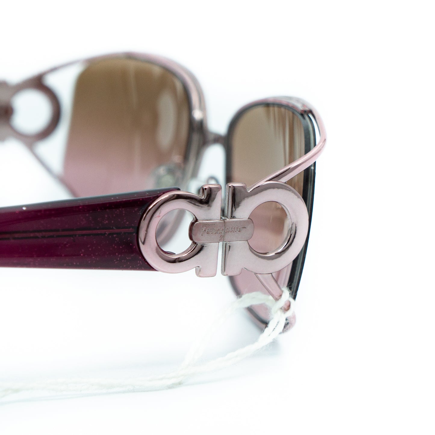 Salvatore Ferragamo 1096 Silver Oval Sunglasses Vintage