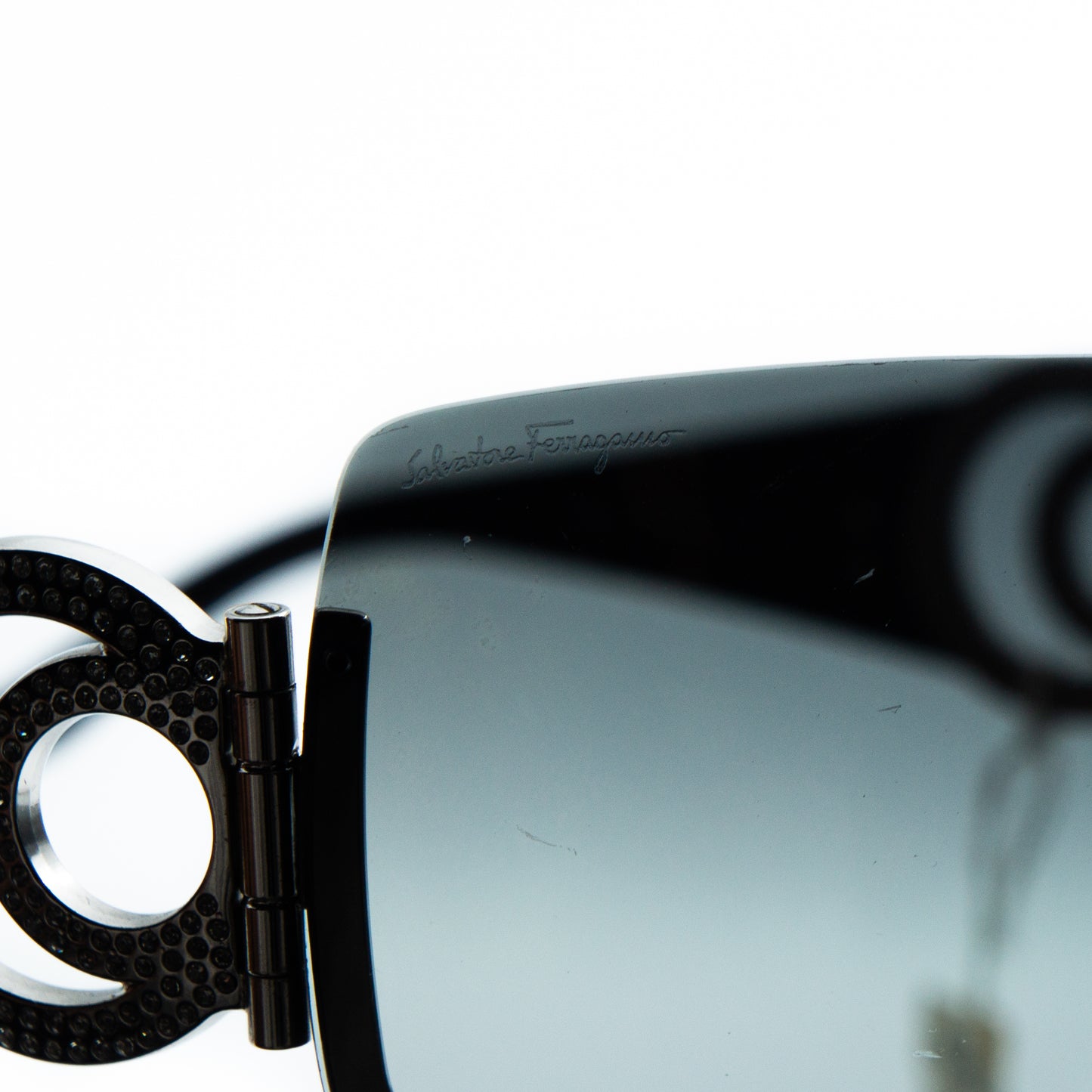 Salvatore Ferragamo 1139-B Black Shield Mask Sunglasses Vintage