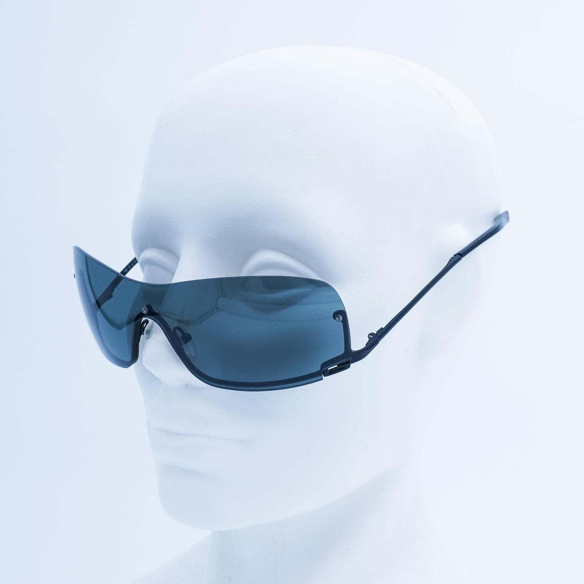 GUCCI GG 1690 Black Shield Rimless Sunglasses Vintage