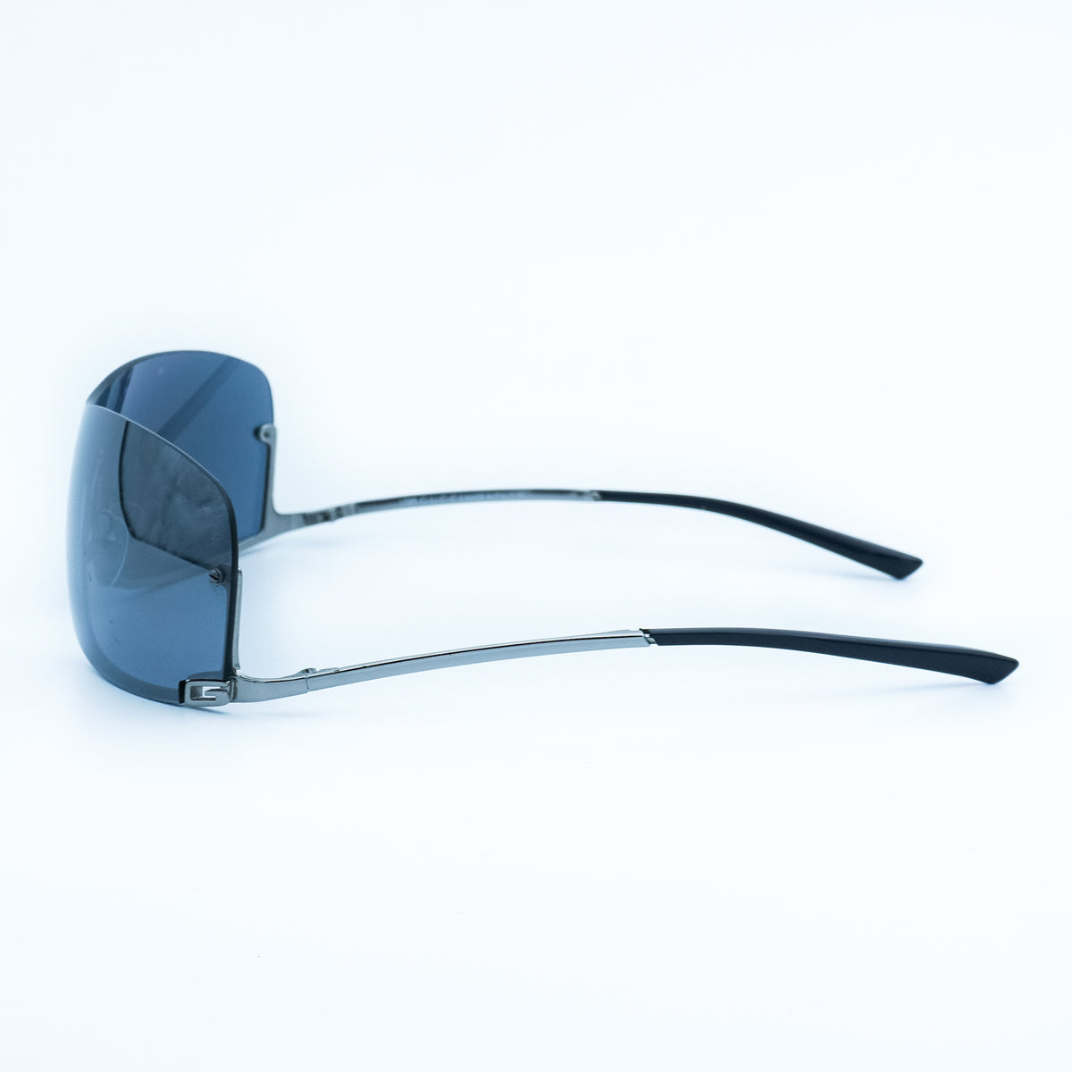GUCCI GG 1690 Silver Shield Rimless Sunglasses Vintage