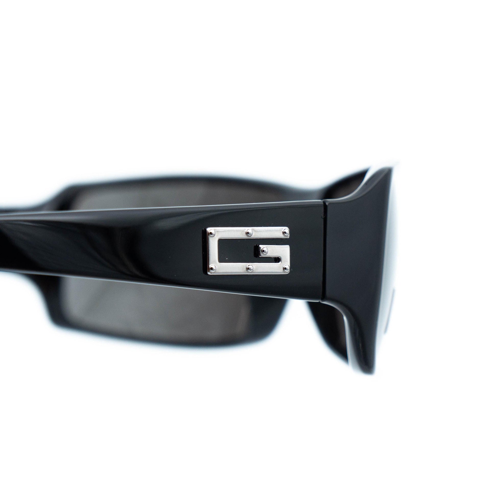 GUCCI GG 2515 Black Rectangular Sunglasses Vintage