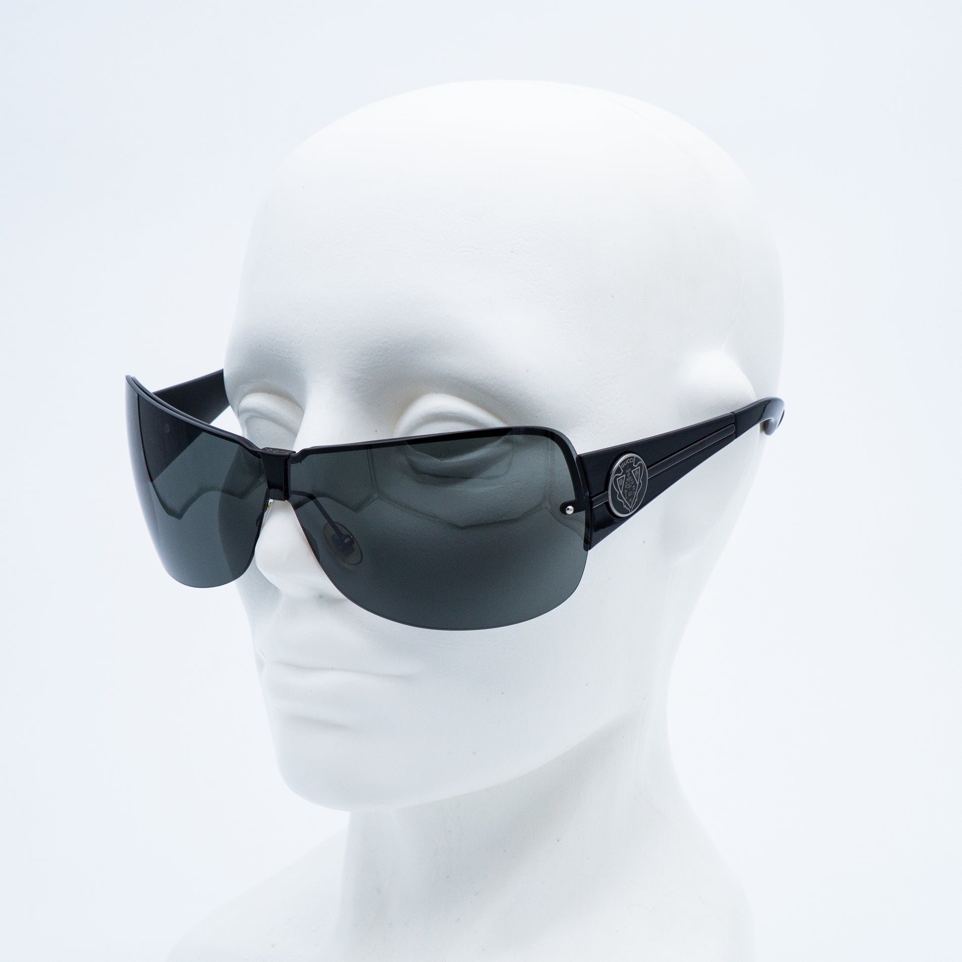 GUCCI GG 2828 Black Shield Mask Sunglasses Vintage