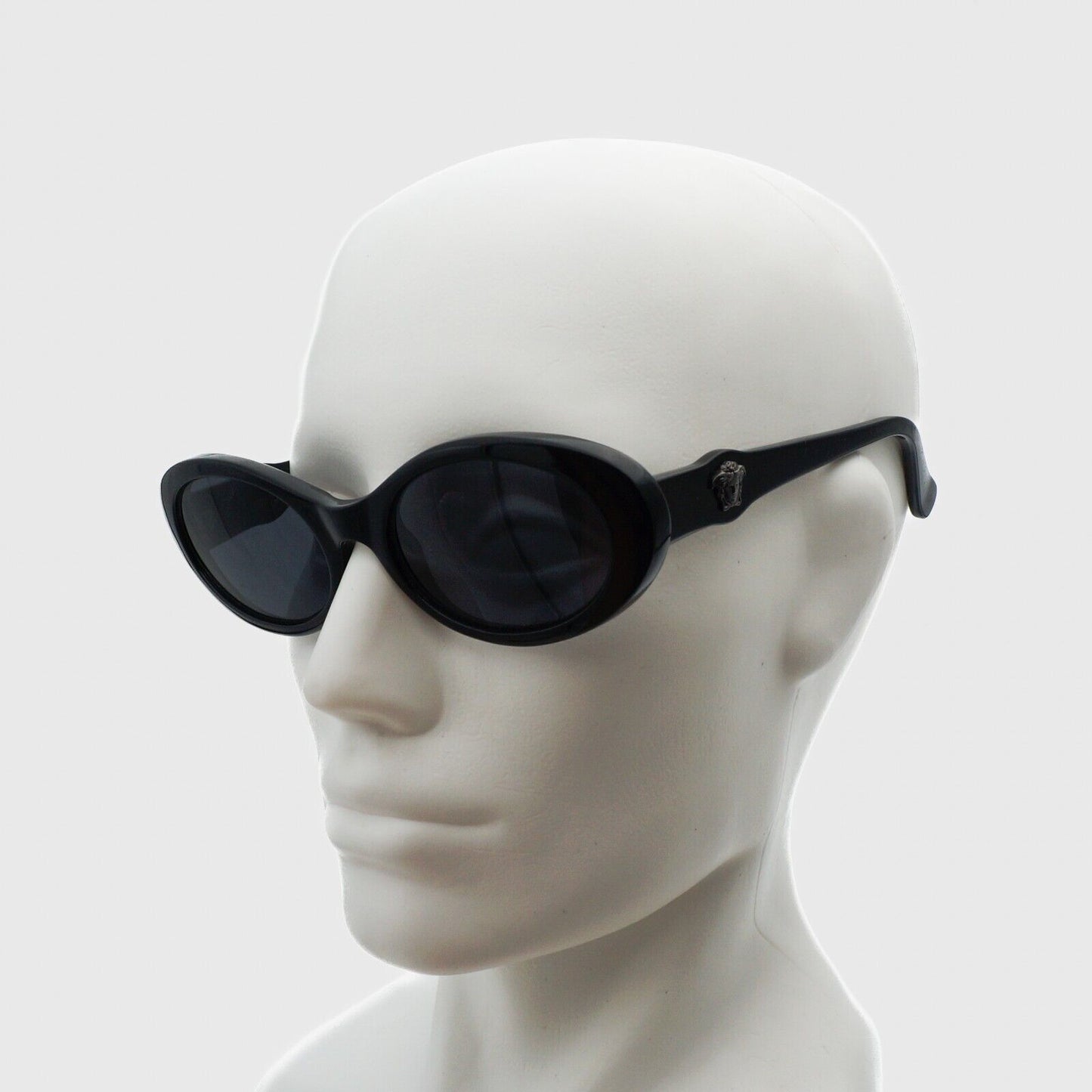 GIANNI VERSACE 342 Medusa Black Oval Sunglasses Vintage 90s