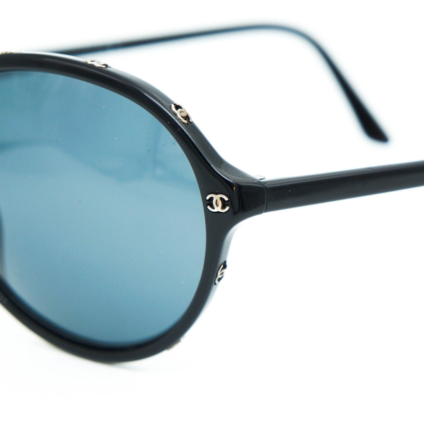 CHANEL 5117 Black Round Sunglasses Vintage 00s